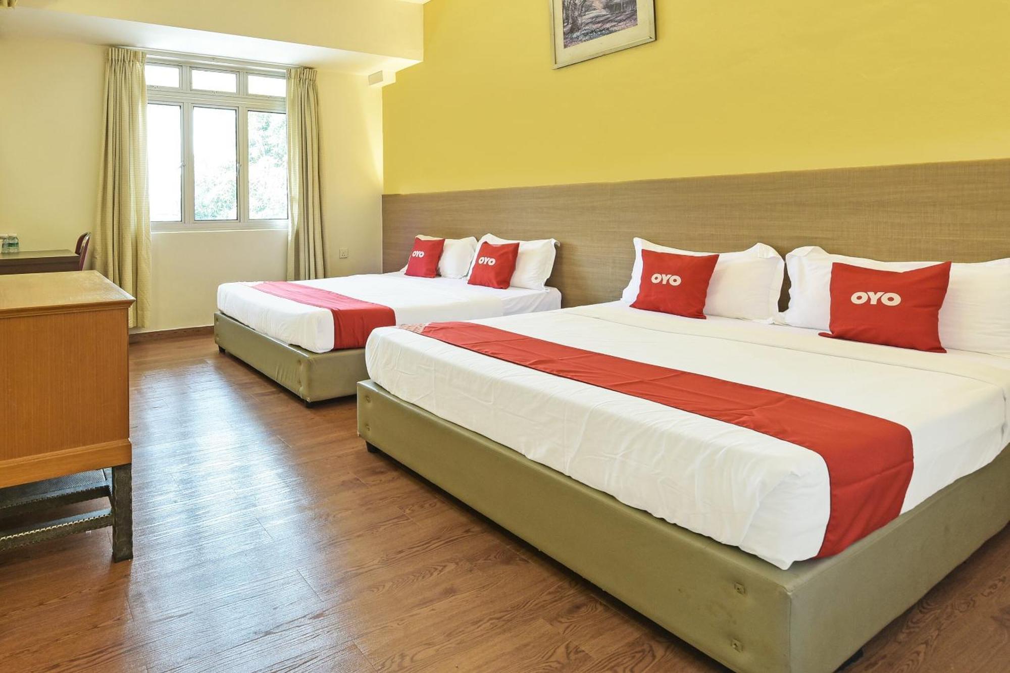 Super Oyo 44036 Hotel De Perdana Hill Batu Pahat Esterno foto