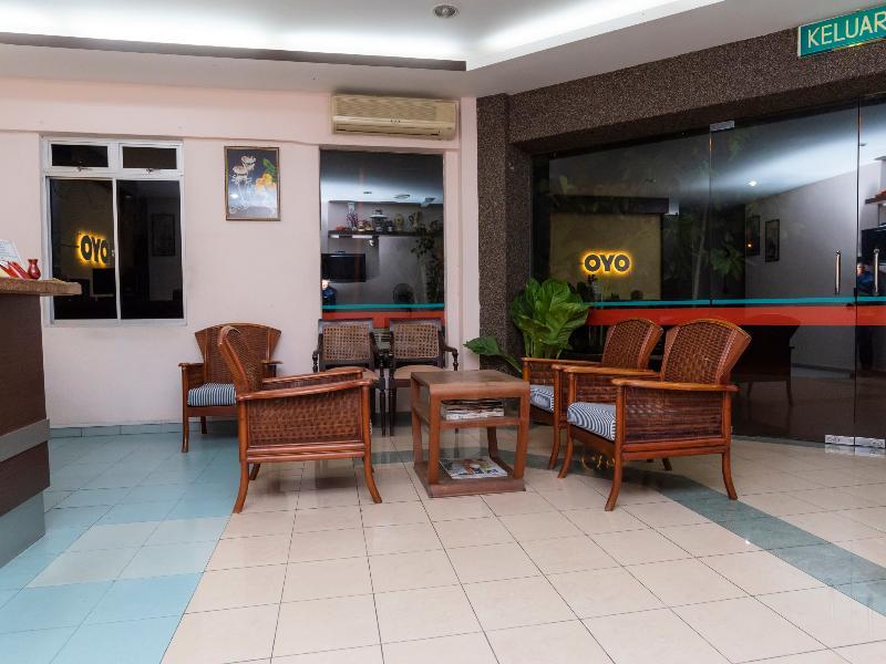 Super Oyo 44036 Hotel De Perdana Hill Batu Pahat Esterno foto