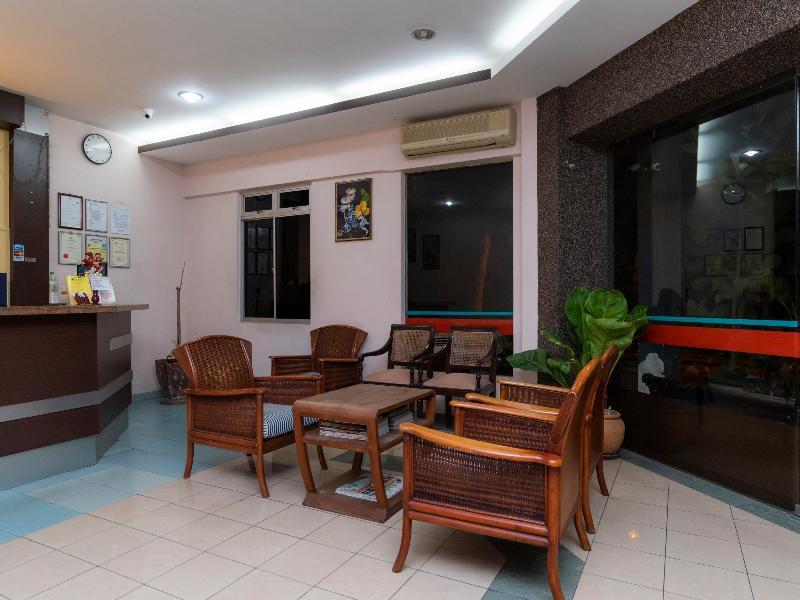 Super Oyo 44036 Hotel De Perdana Hill Batu Pahat Esterno foto